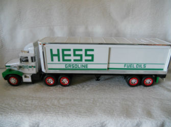 1987 Hess 18 Wheeler Bank Hess Holiday Toys