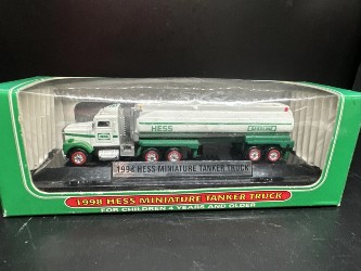 1998 Hess Miniature Tanker Truck: The First Hess Mini The Minis