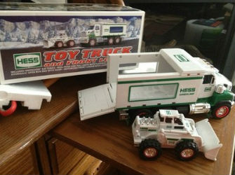 2008 2008 Hess Toy Truck and Front End Loader